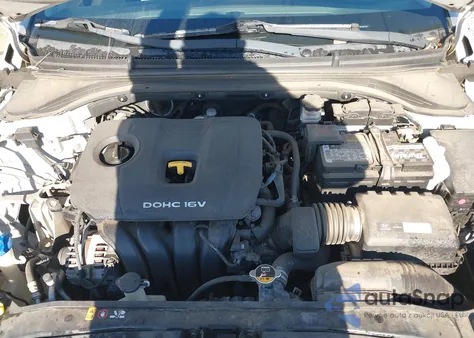 2017 Hyundai Elantra Se из США, поврежденный, VIN KMHD84LF9HU164106